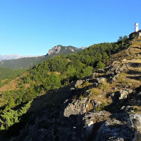 Ca' Di Nobi Podio Val Maira San Damiano Macra