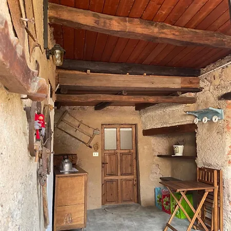 Ca' Di Nobi Podio Val Maira San Damiano Macra